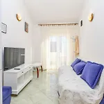 2 Bedroom Beautiful In * Mali Lošinj