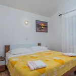 2 Bedroom Beautiful In